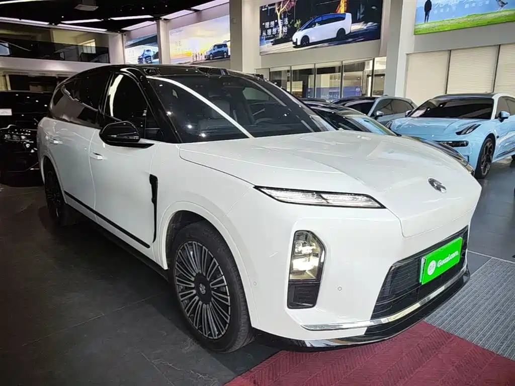 NIO ES8 2026 мест Executive Luxury