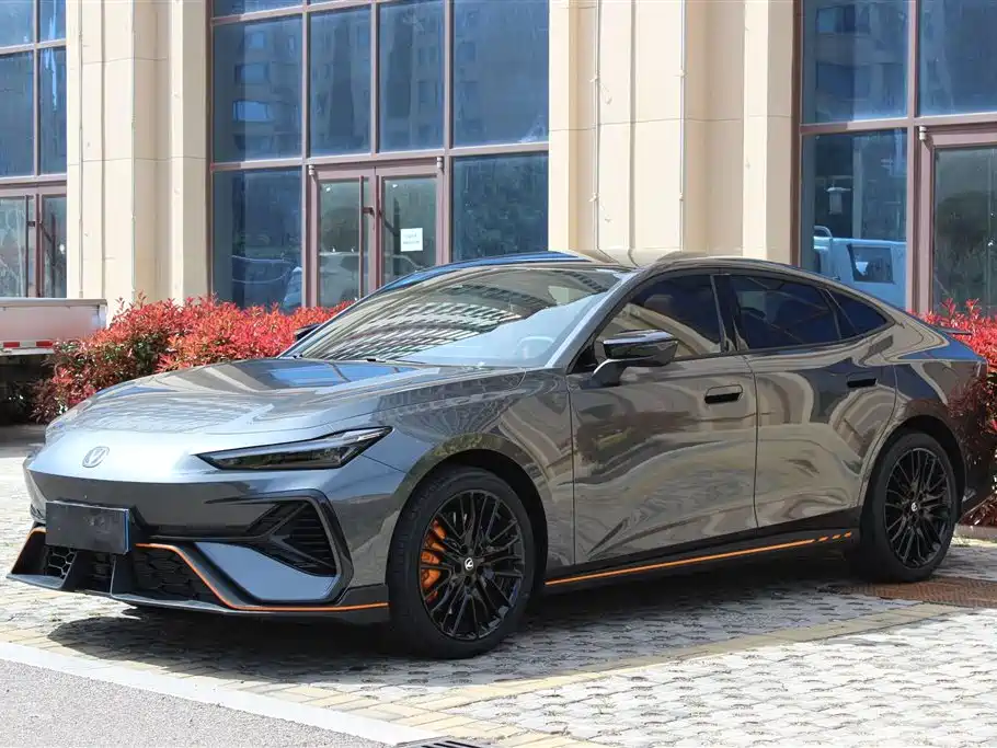 Changan UNI-V 2025