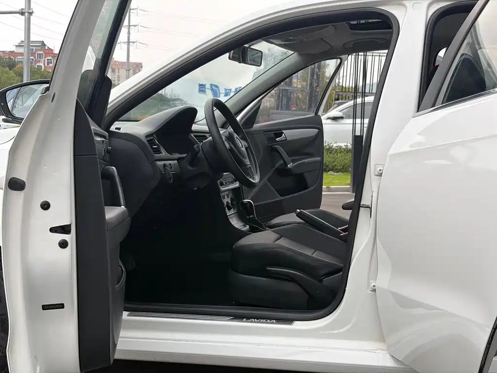 Volkswagen Gran Lavida — миниатюра 5