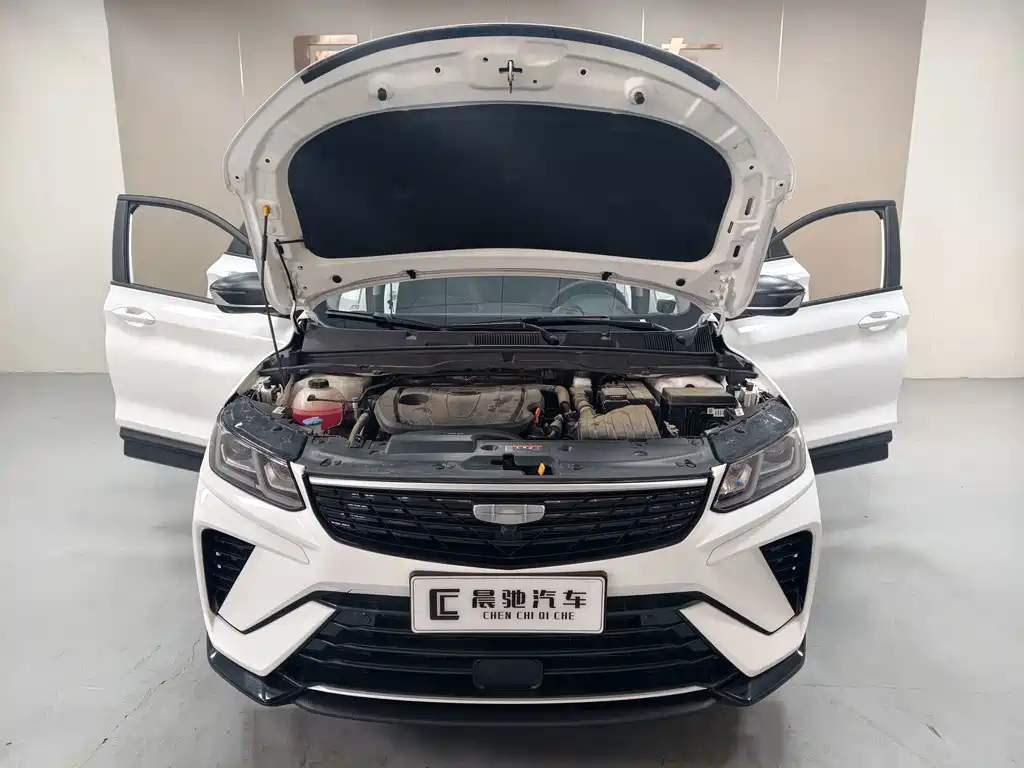 Geely Binyue — миниатюра 9