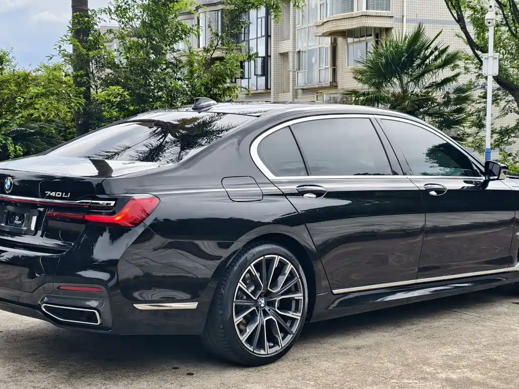 BMW 7 Series 7 2019 740Li Lead M Sport