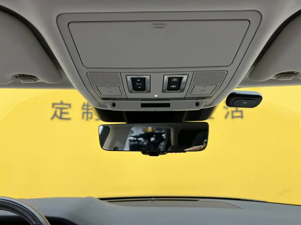 Land Rover Evoque — миниатюра 37