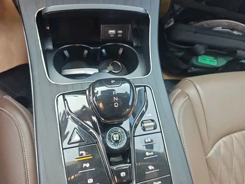 BYD Han — миниатюра 14