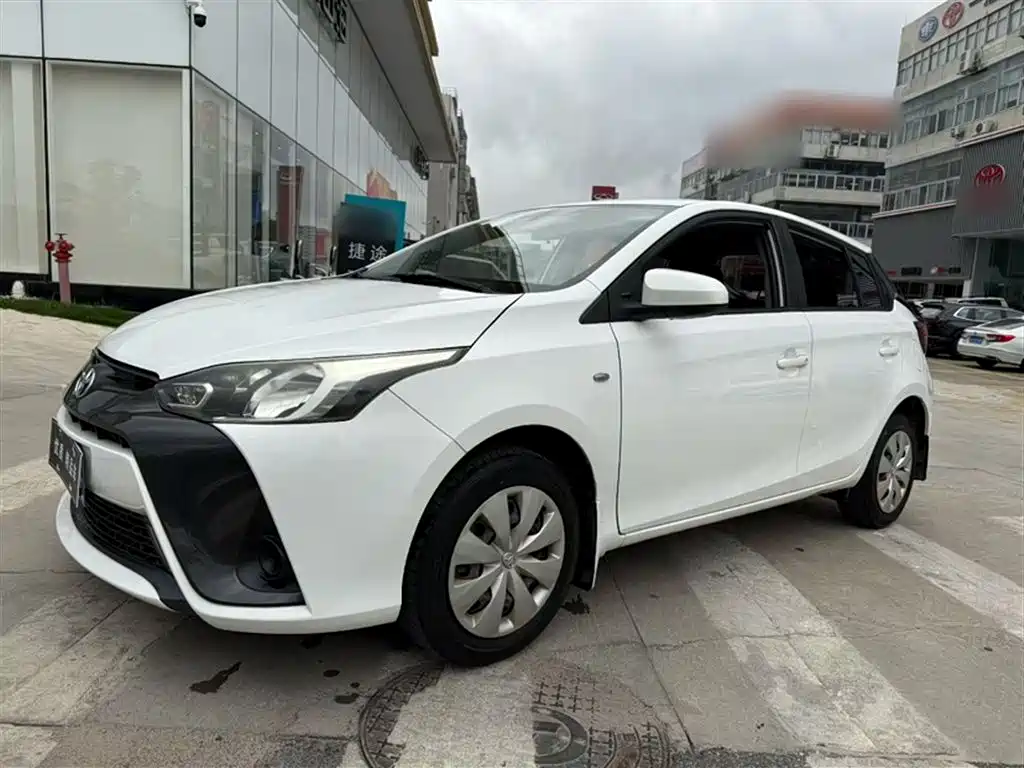 Toyota Yaris L 2017