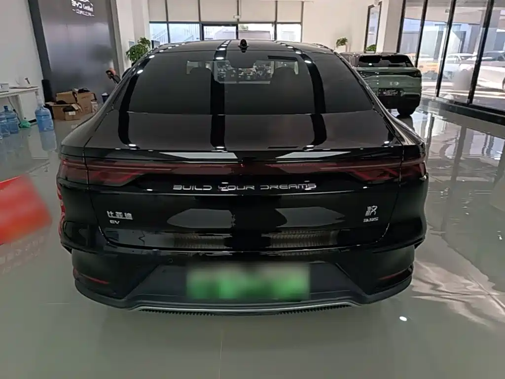 BYD Han — миниатюра 6