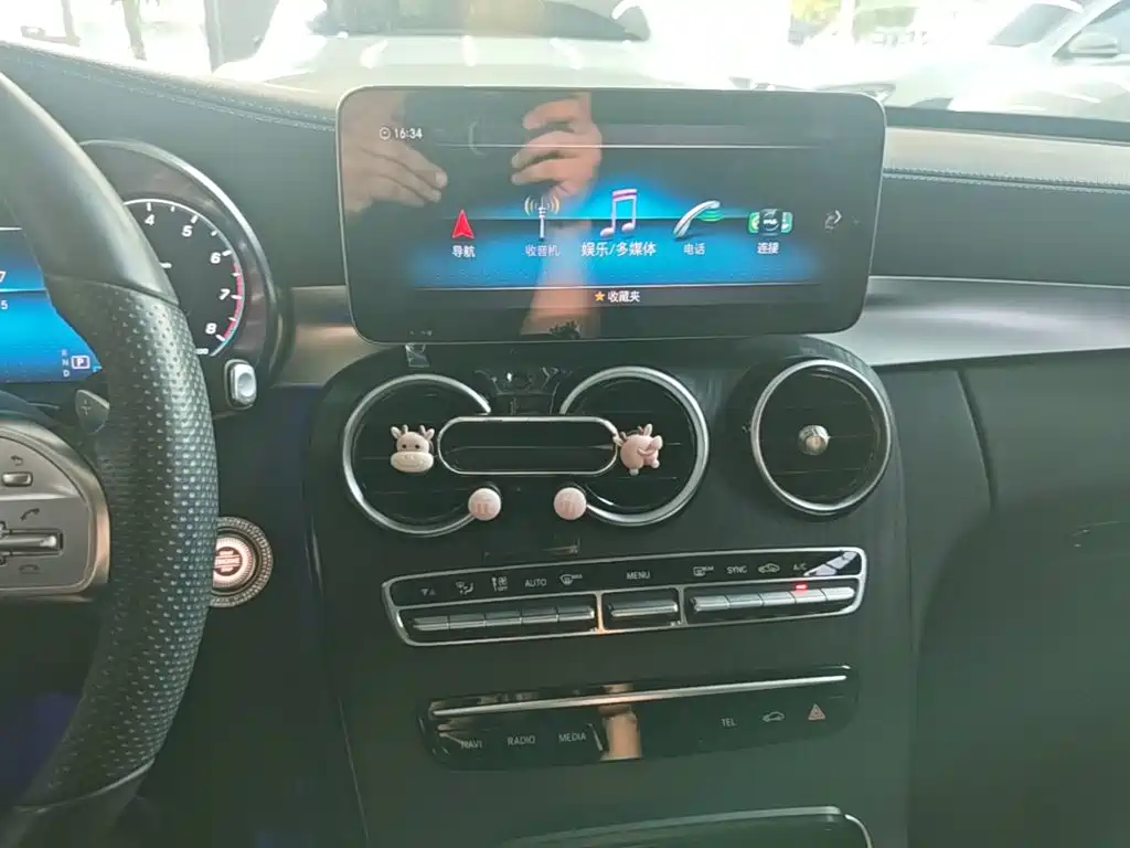 Mercedes-Benz C-Class — миниатюра 9