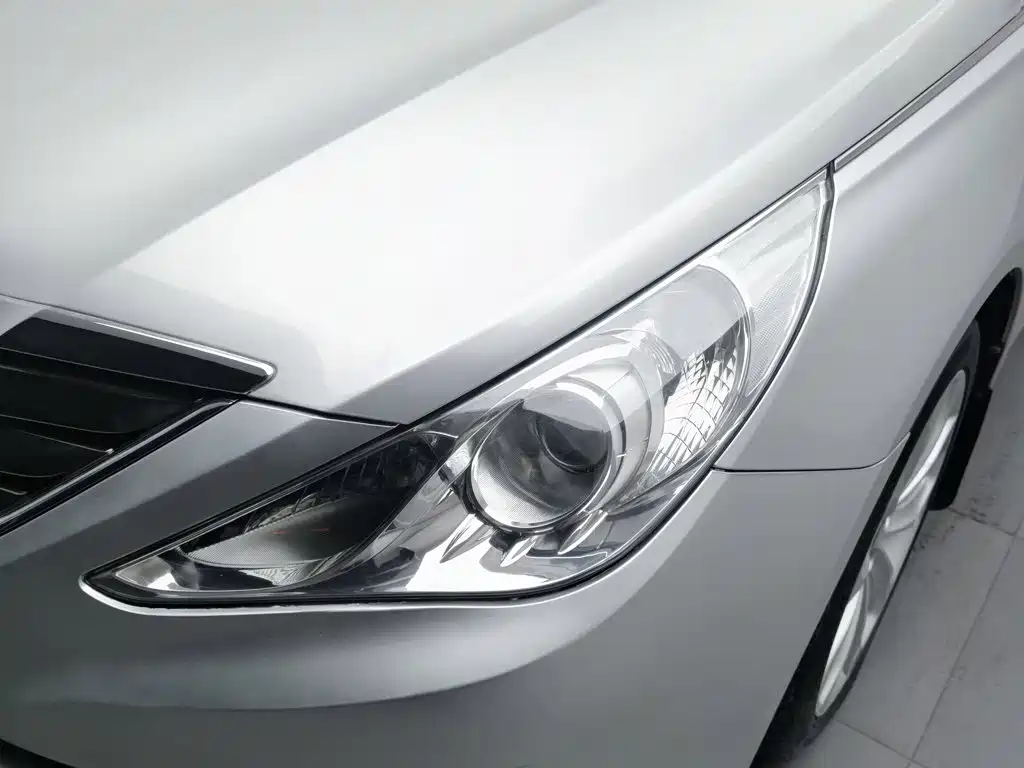 Hyundai Sonata — миниатюра 7