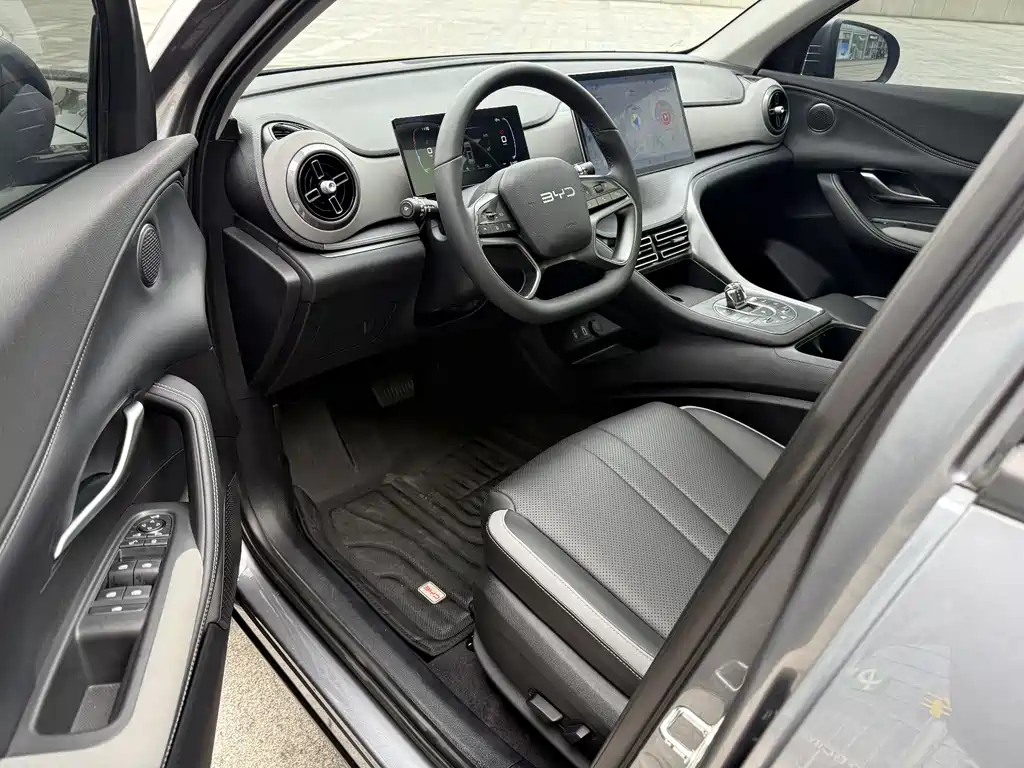 BYD SEA LION 05 DM I