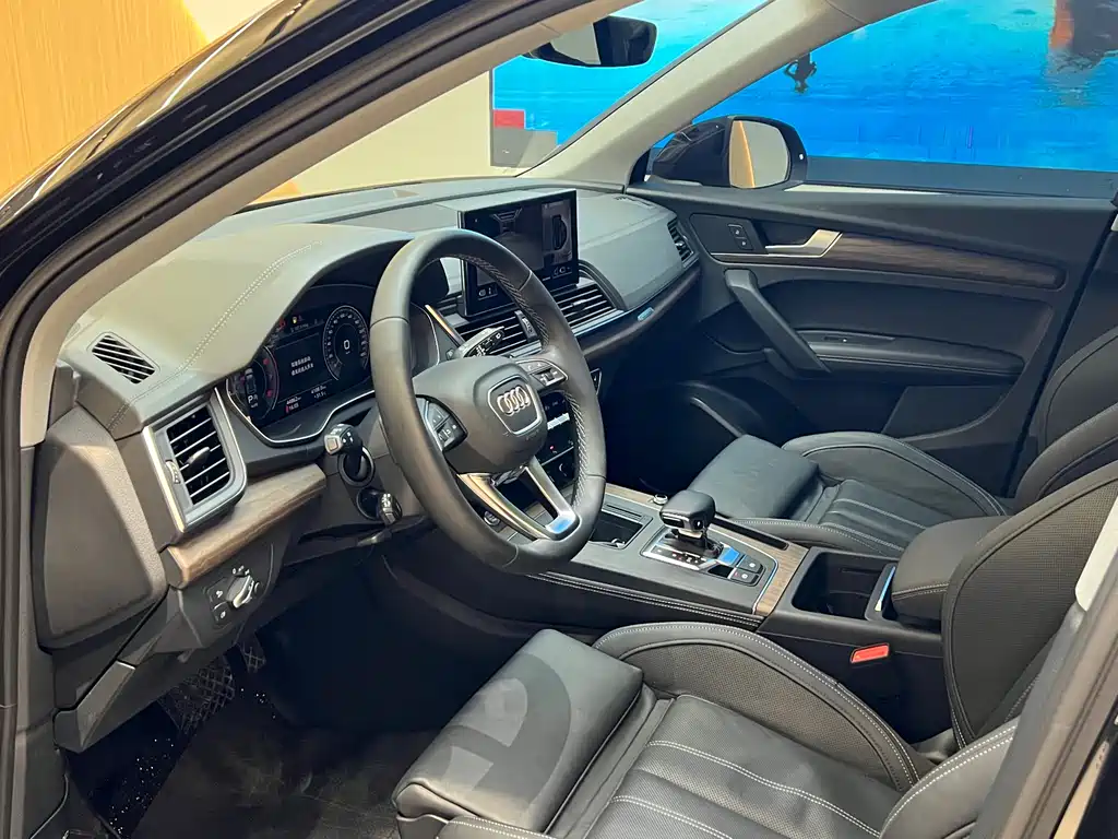 Audi Q5L 2022 40T Luxury