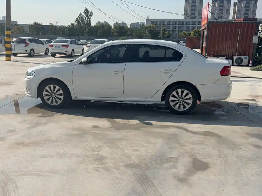 Volkswagen Lavida — миниатюра 25