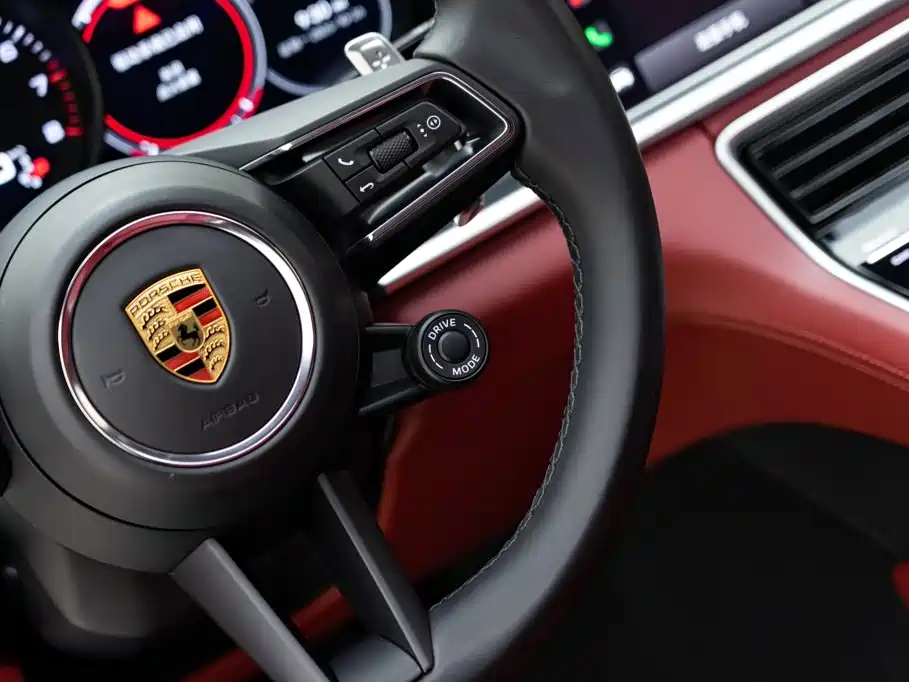 Porsche Panamera — миниатюра 18