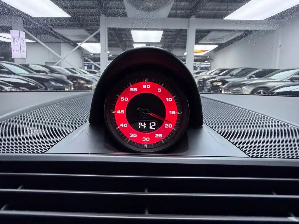 Porsche Panamera — миниатюра 10