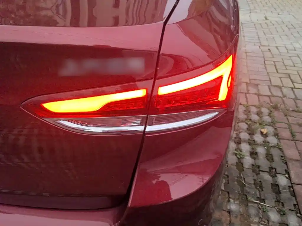 Buick Excelle — миниатюра 8