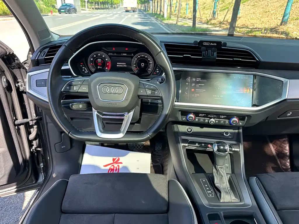 Audi Q3 — миниатюра 13