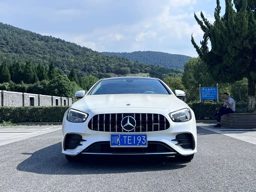 Mercedes-Benz E-Class (Import) — миниатюра 2