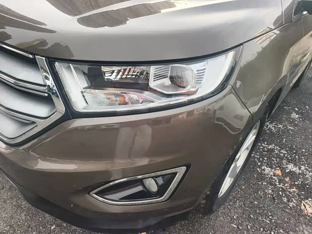 Ford Edge — миниатюра 24