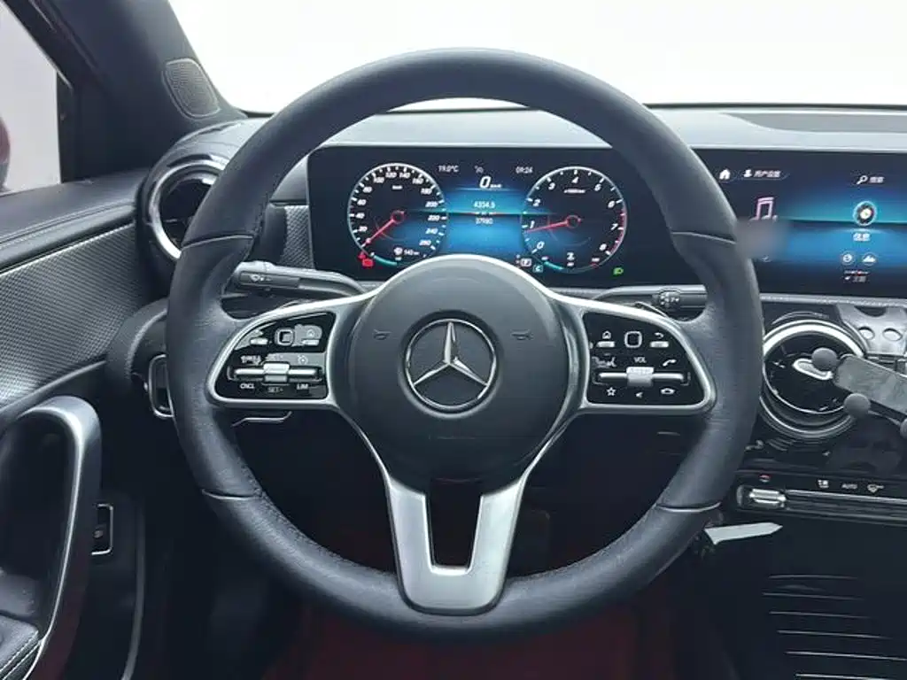 Mercedes-Benz A-Class — миниатюра 19