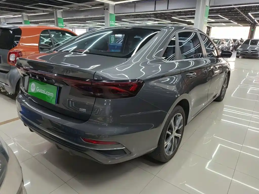 Geely Emgrand — миниатюра 7