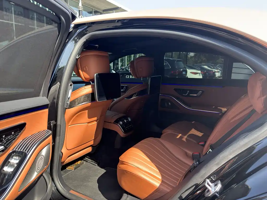 Mercedes-Benz S-Class — миниатюра 8