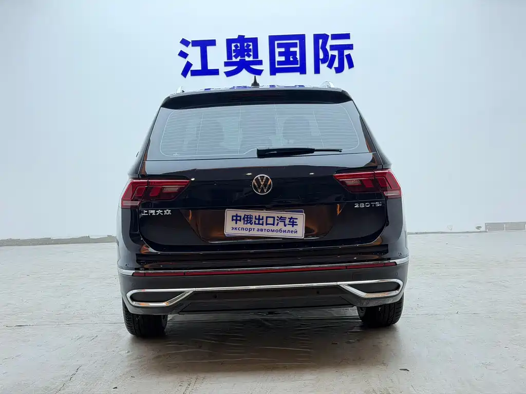 Volkswagen Tiguan L — миниатюра 19