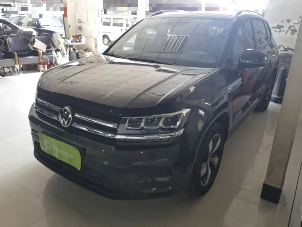 Volkswagen Tharu — миниатюра 2