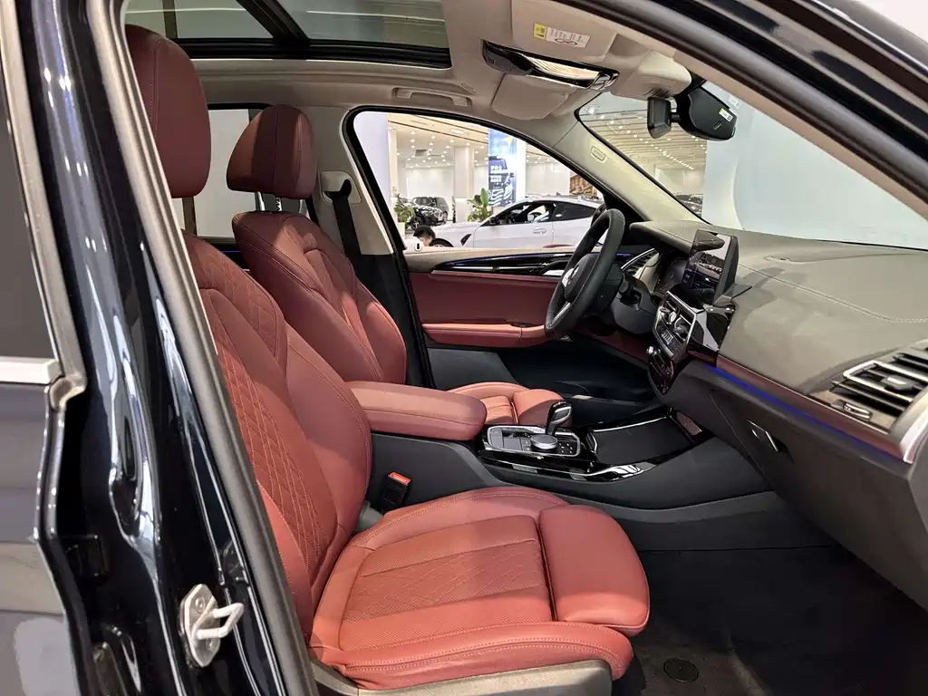 BMW X3 — миниатюра 12