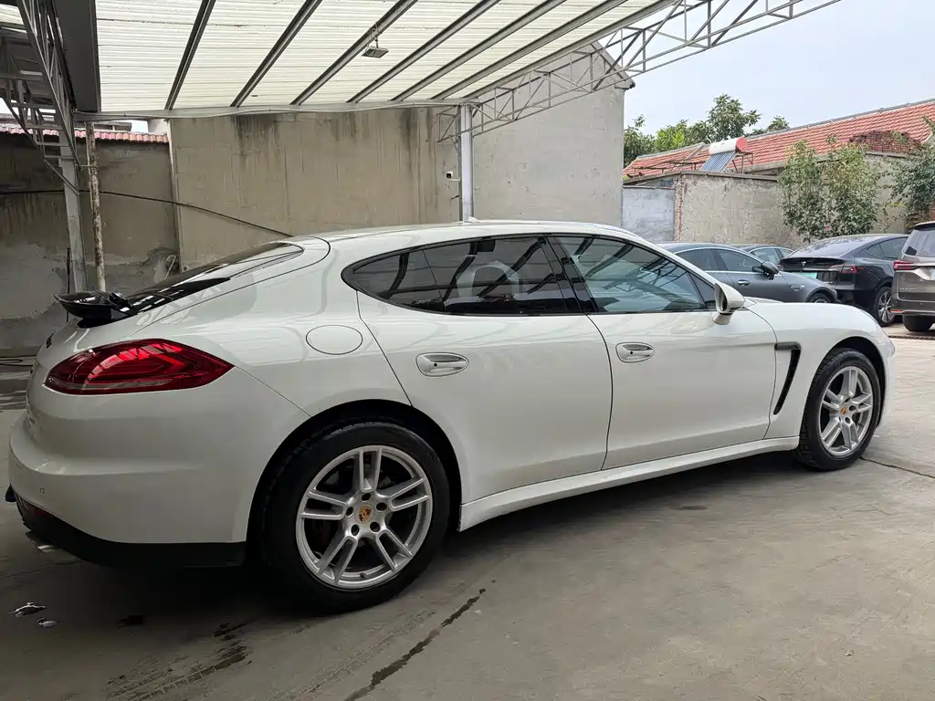 Porsche Panamera — миниатюра 8