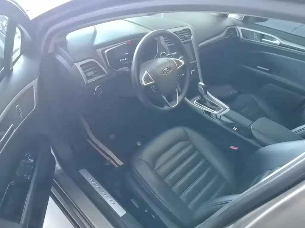 Ford Mondeo — миниатюра 16