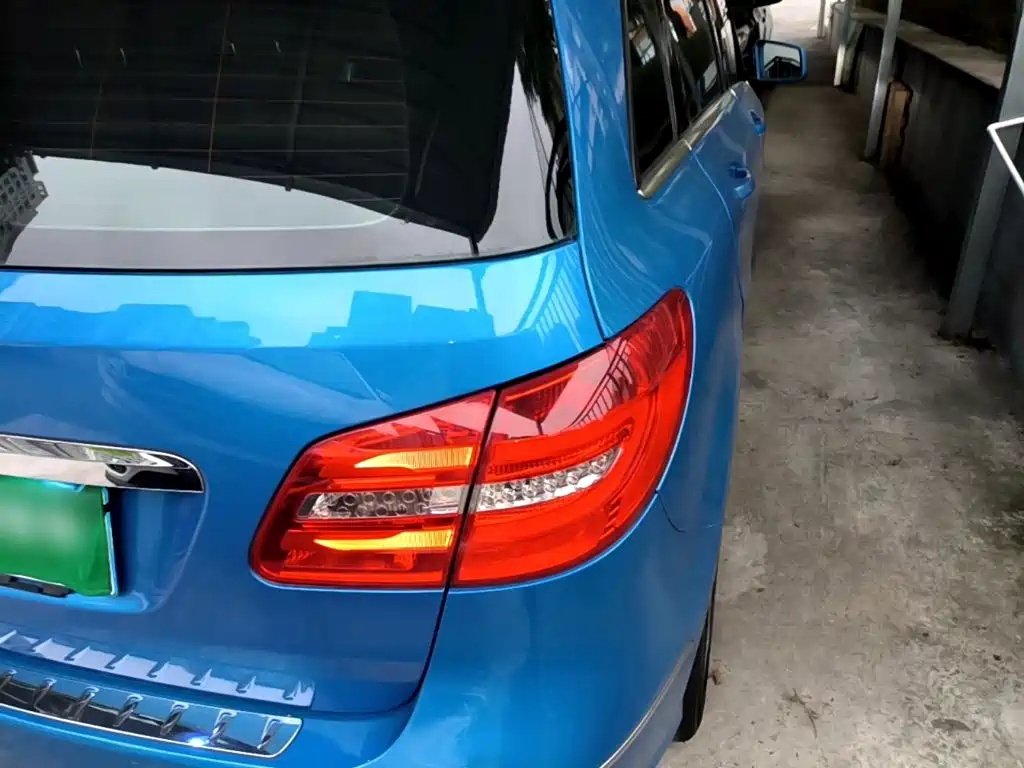 Mercedes-Benz B-Class — миниатюра 8