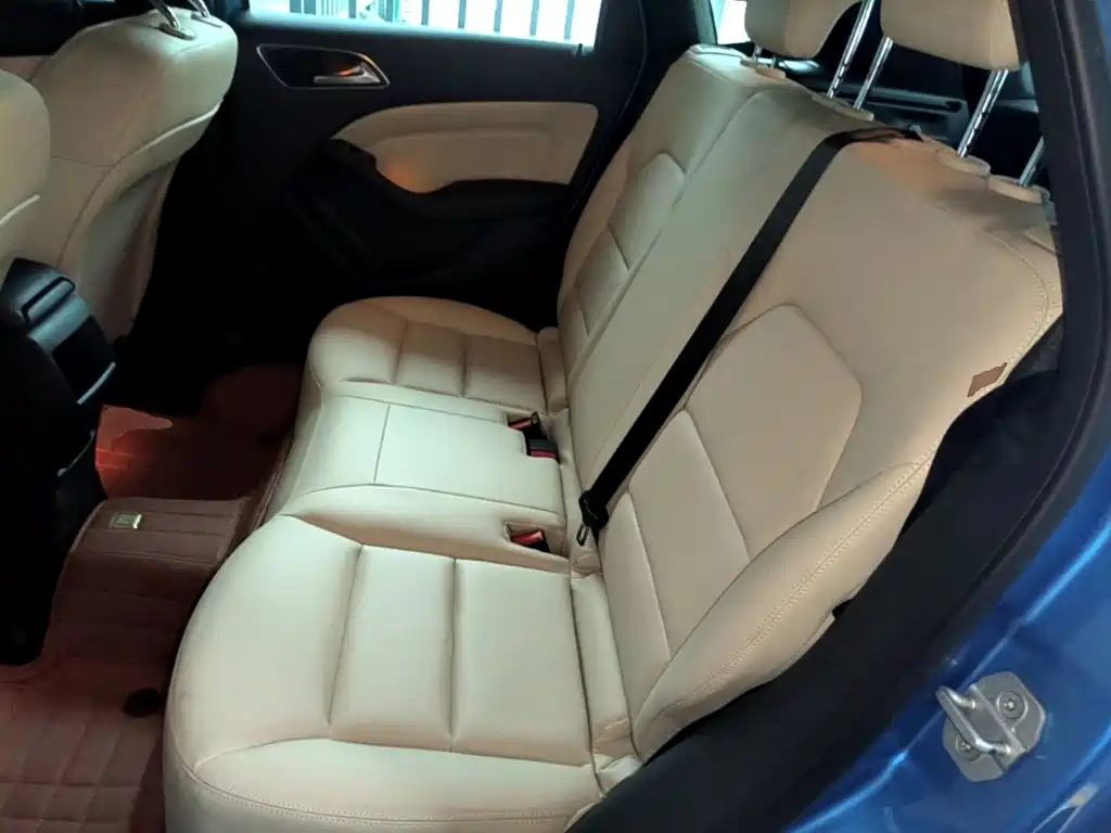 Mercedes-Benz B-Class — миниатюра 17
