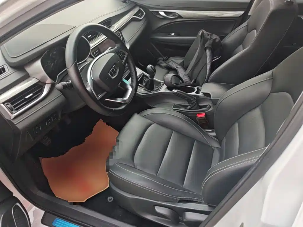 Geely Emgrand — миниатюра 15