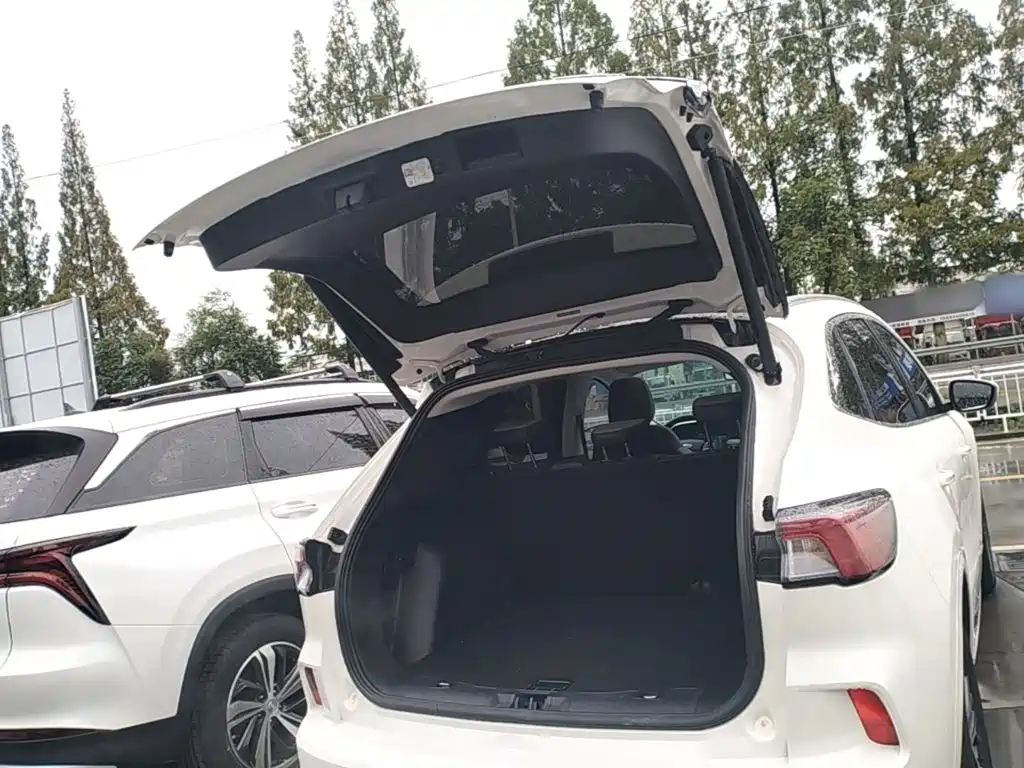 Ford Escape — миниатюра 19
