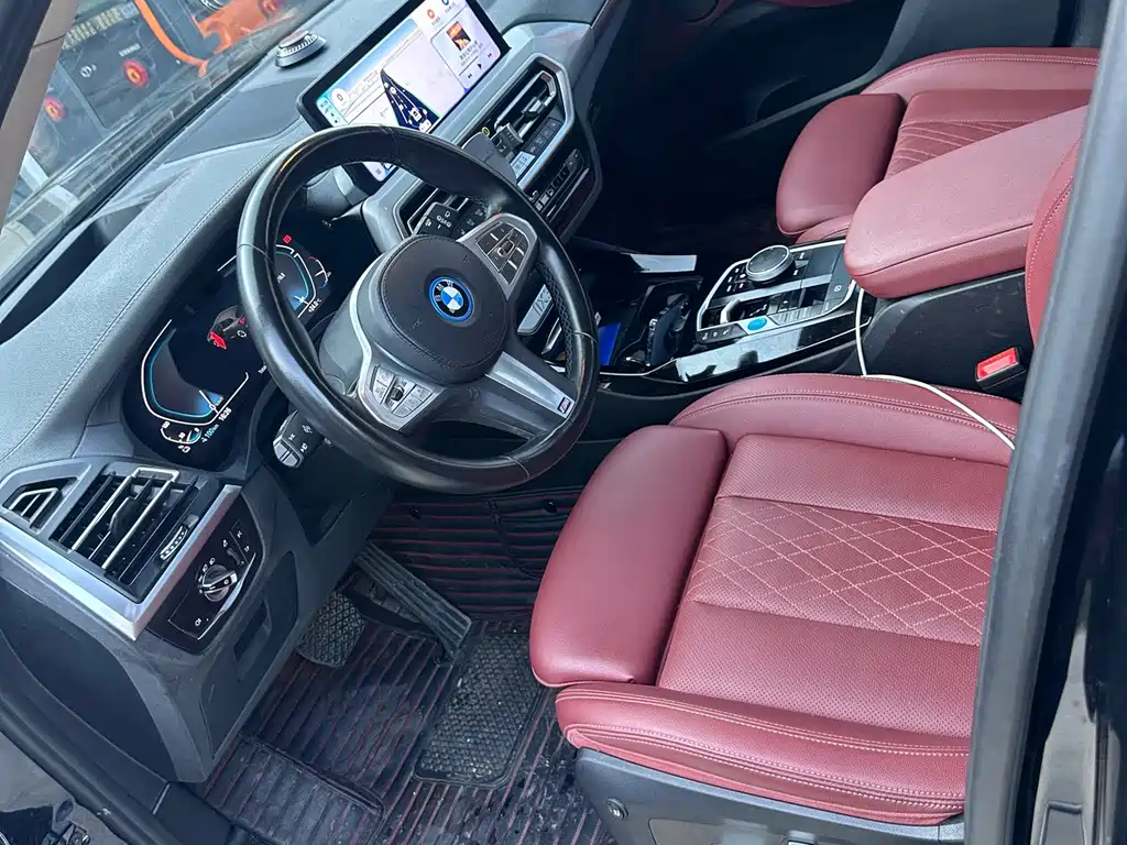 BMW iX3 — миниатюра 3