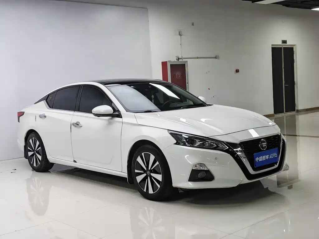 Nissan Altima 2021 2.0L XL Upper AD1