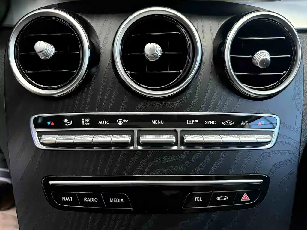 Mercedes-Benz C-Class — миниатюра 18