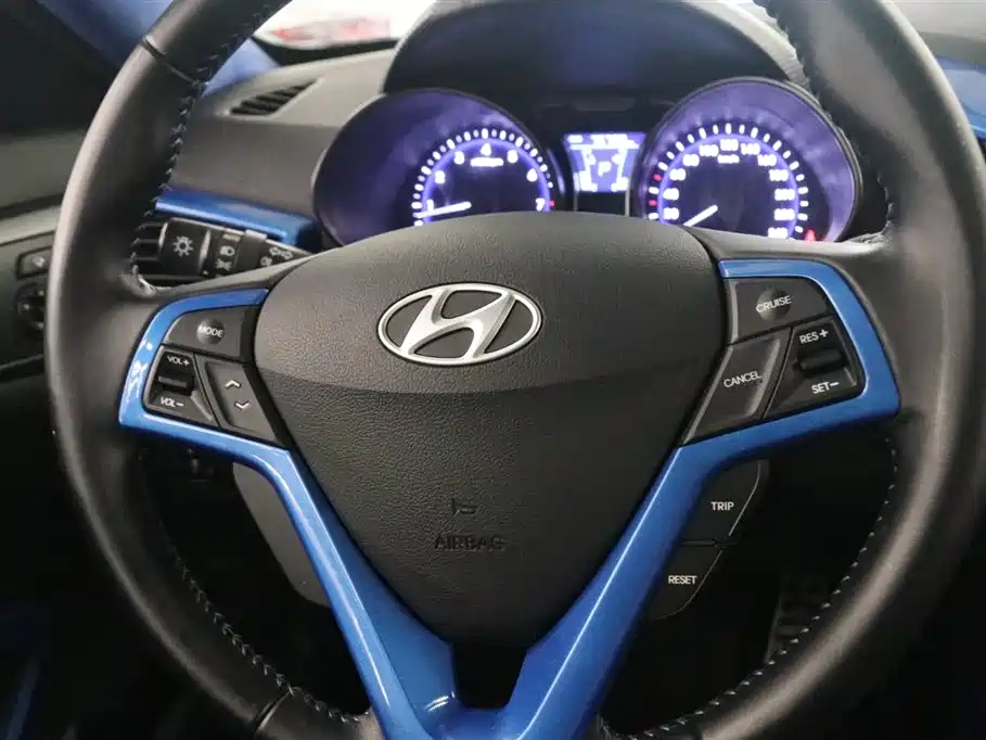 Hyundai Veloster 2012 1.6T AT Luxury