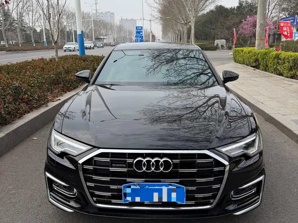 Audi A6L 2022