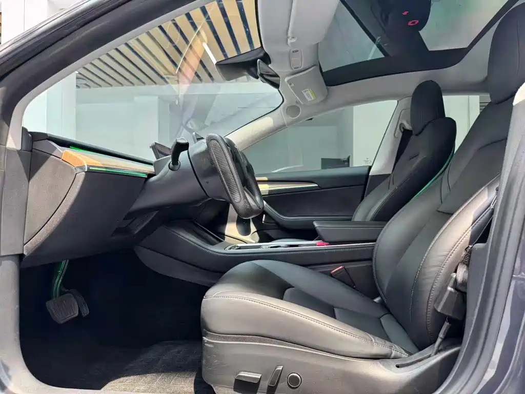 Tesla Model 3 — фотографии объявления, Фото 36