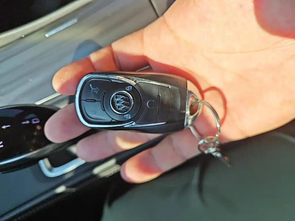 Buick LaCrosse — миниатюра 9
