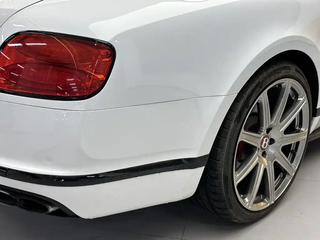 Bentley Continental — миниатюра 7