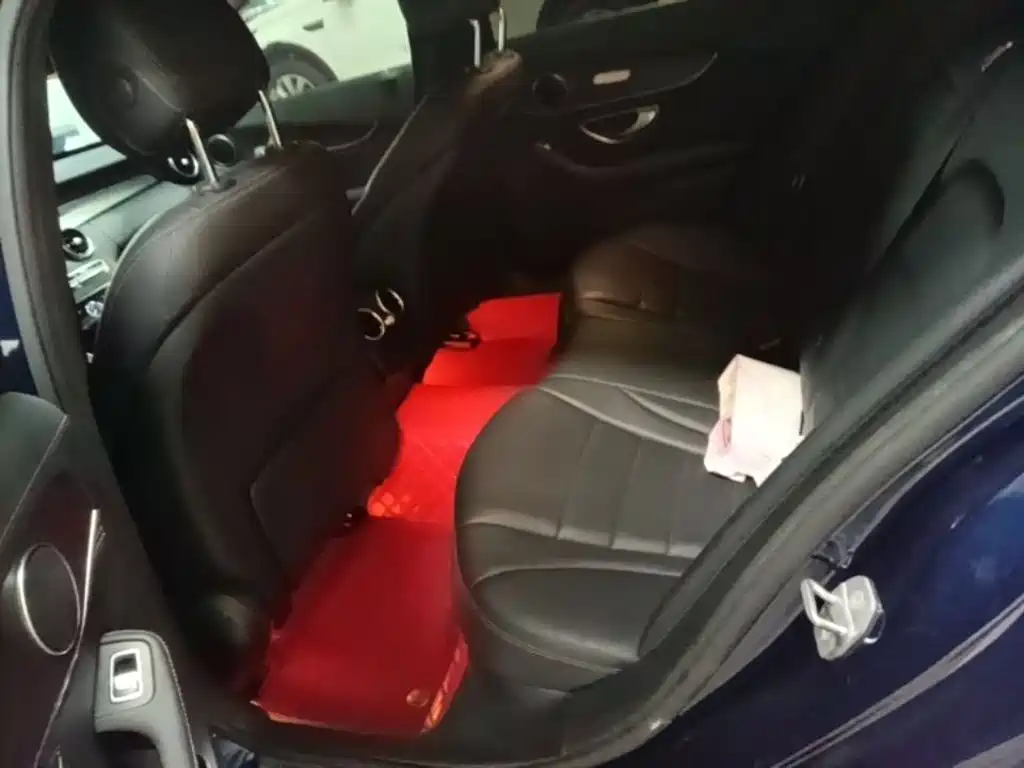 Mercedes-Benz C-Class — миниатюра 17