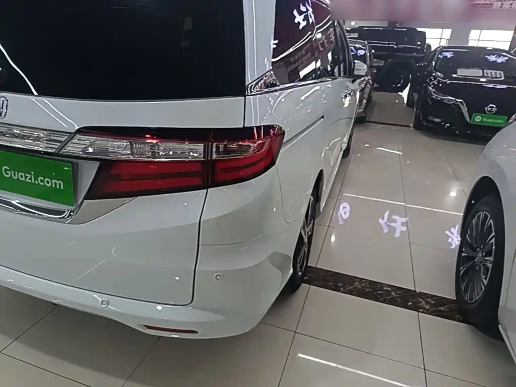 Honda Odyssey — миниатюра 8