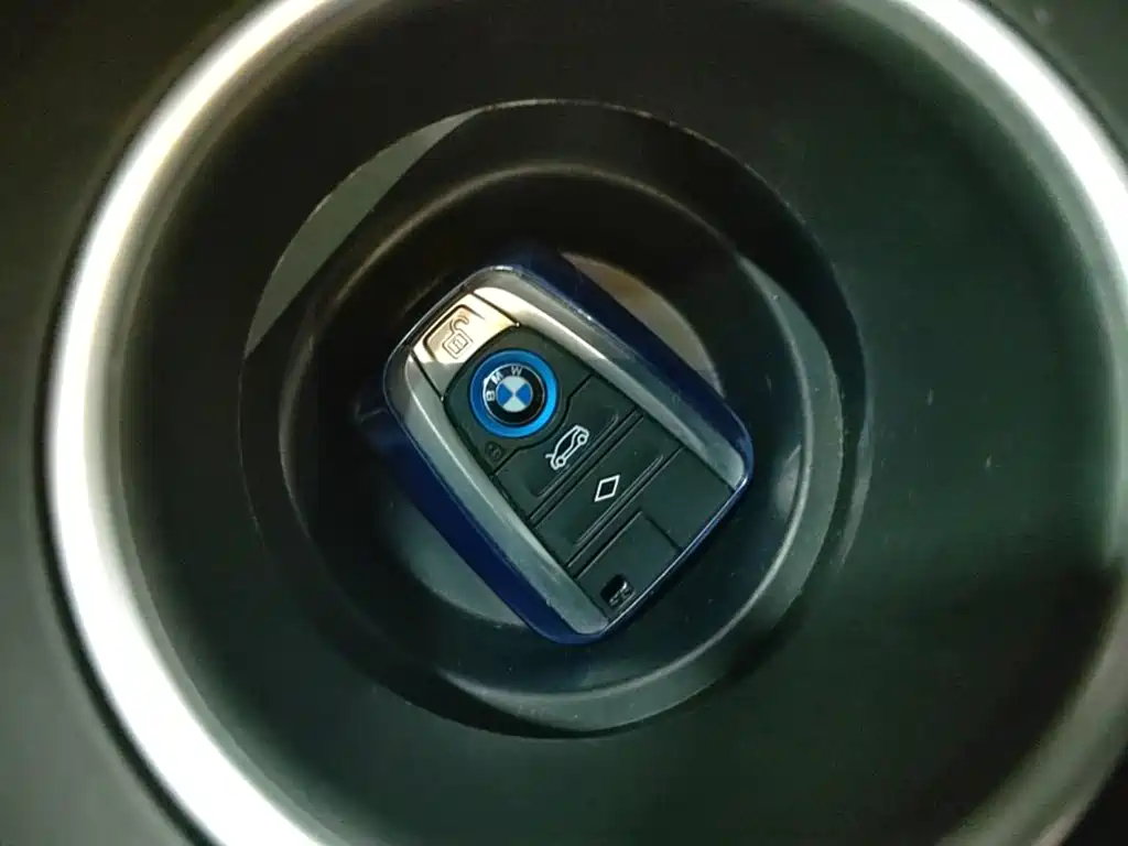 BMW i3 (Import) — миниатюра 9