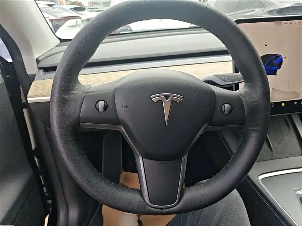 Tesla Model Y 2021 3D7