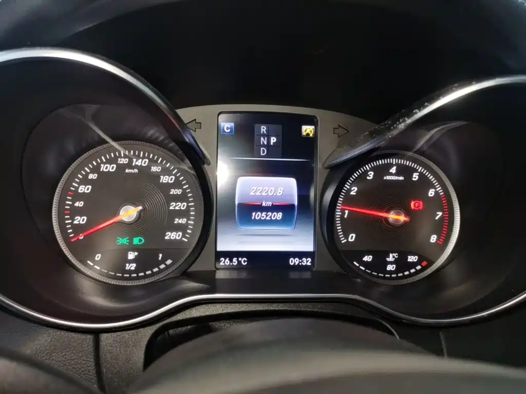 Mercedes-Benz C-Class — миниатюра 12