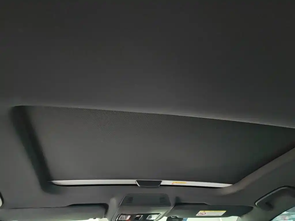 Volkswagen Golf — миниатюра 18