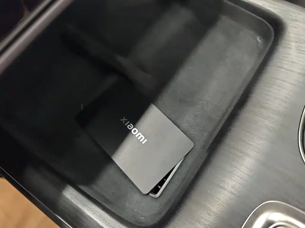 Xiaomi SU7 — миниатюра 9
