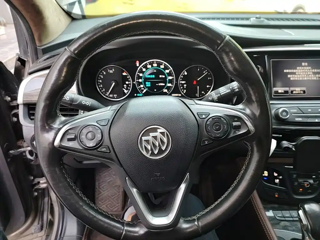 Buick Envision Plus — миниатюра 11