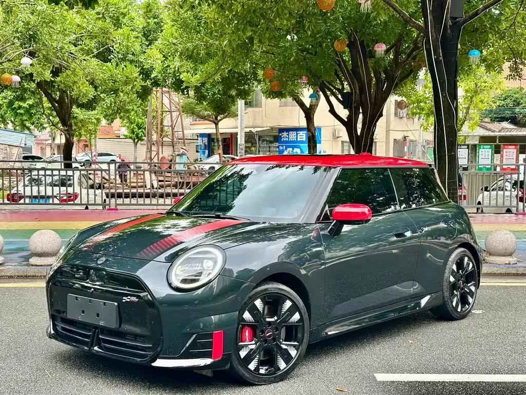 MINI MINI JCW EV — миниатюра 3