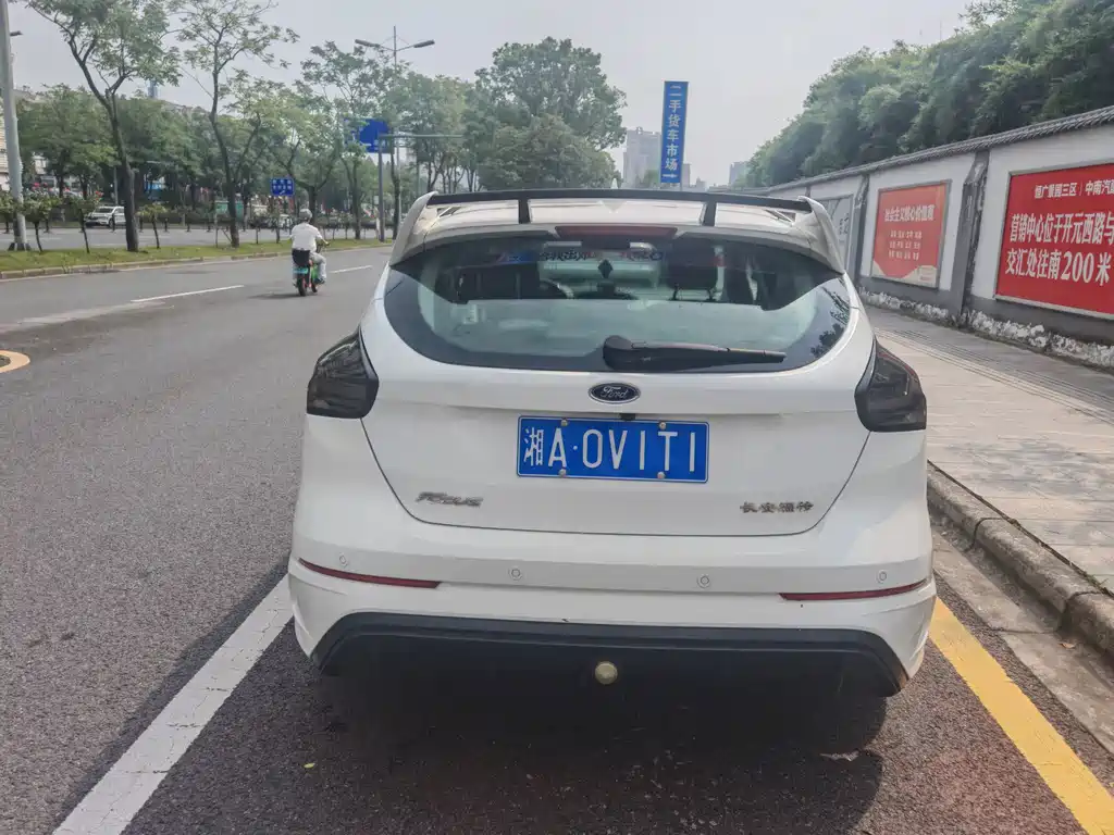 Ford Focus — миниатюра 18